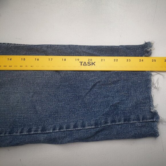 Levi's 511 Men's Size 32 Waist Medium Wash Made in Egypt Blue Jeans - Picture 11 of 11